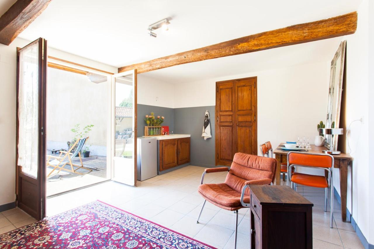 B&B Aux Petits Lardons Trie-sur-Baise 외부 사진