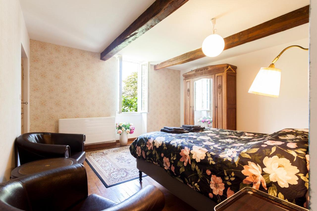 B&B Aux Petits Lardons Trie-sur-Baise 외부 사진